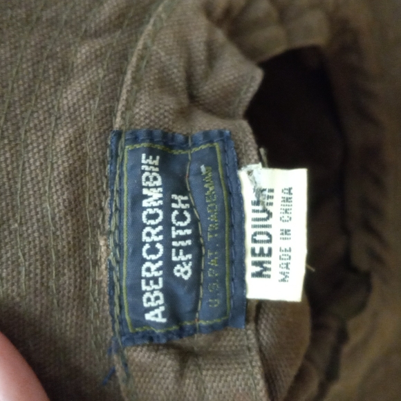 Abercrombie medium bucket 🪣 hat - Picture 6 of 6